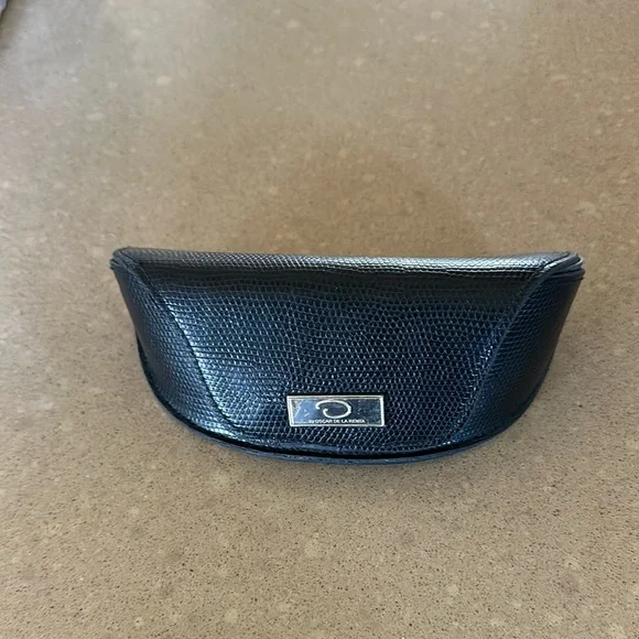 OSCAR - OSCAR DE LA RENTA || Black Eyeglass Case Vintage Oscar De La Renta Large Sunglass Case - Etsy Israel main image 2